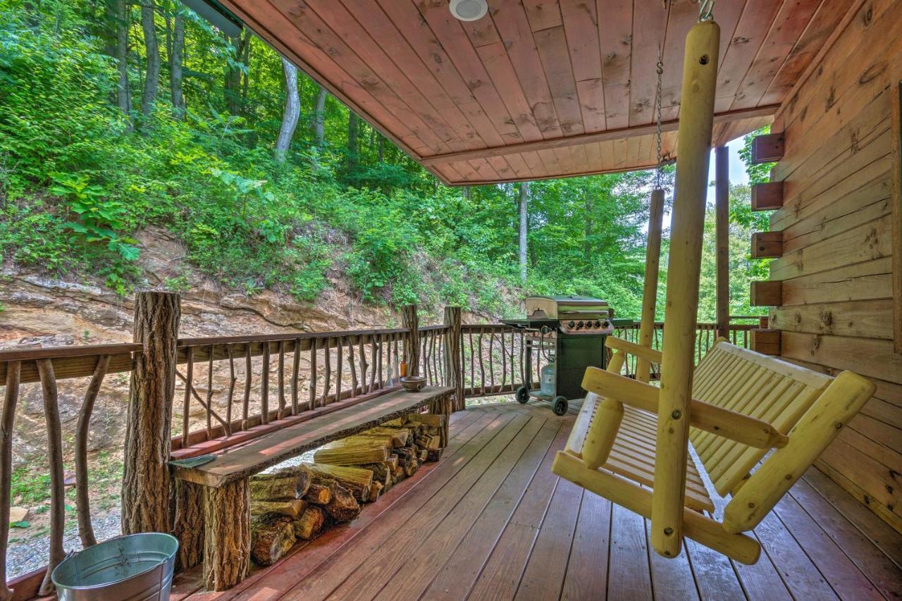 Bryson City Cabin With Wraparound Deck And Hot Tub Exteriér fotografie